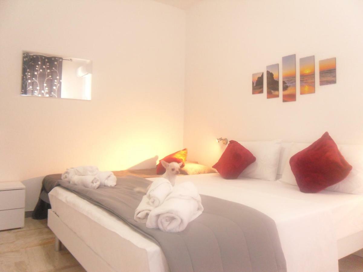 Italia Guesthouse Milis Extérieur photo